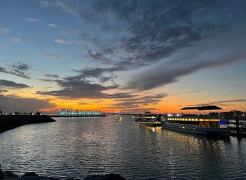 united-arab-emirates/abu-dhabi-region/attraction/yas-beach