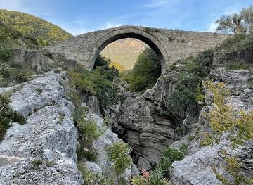 albania/kurbin/attraction/ura-brarit