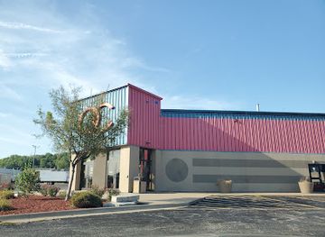 illinois/quad-cities/attraction/qc-family-entertainment