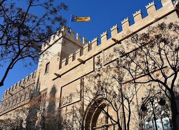 spain/valencia/attraction/la-lonja-de-la-seda-de-valencia