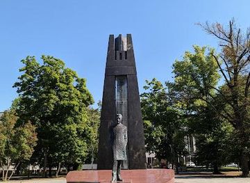 lithuania/vilnius/attraction/vincas-kudirka-square
