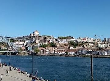 portugal/guimaraes/attraction/cais-da-estiva