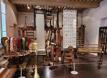 france/lyon/attraction/la-maison-des-canuts