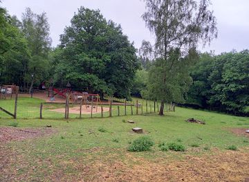 belgium/ardennes-mountains/attraction/le-parc-a-gibier-de-la-roche