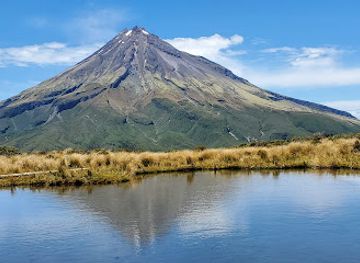 new-zealand/taranaki/attraction/pouakai-circuit-henry-peak-lookout