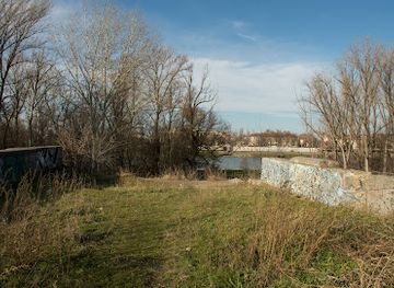 hungary/southern-great-plain/attraction/ujszeged-bridgehead-of-szeged-s-old-railway-bridge