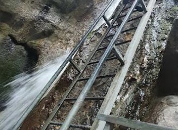 romania/brasov/attraction/seven-ladders-canyon