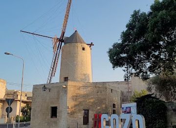 malta/gozo-citadel/attraction/gozo-sign