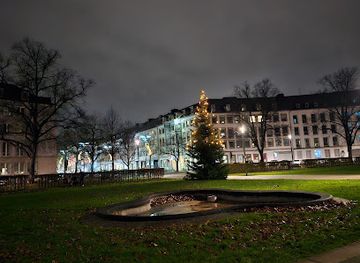 germany/koblenz/attraction/springbrunnen-koblenz-kurfurstliches-schloss