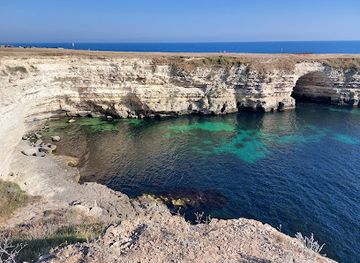 turkiye/black-sea-region/attraction/tarkhankut-skyy-pivostriv