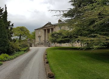 united-kingdom/yorkshire-dales-national-park/attraction/constable-burton-hall-gardens
