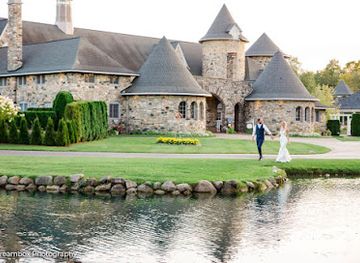 michigan/charlevoix/attraction/castle-farms