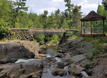 minnesota/duluth/attraction/lester-park-trails-playground