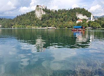 slovenia/upper-carniola/attraction/dino-park