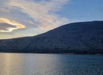 bosnia-and-herzegovina/bosnia/attraction/mostarsko-jezero