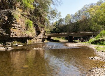 illinois/river-bend/attraction/apple-river-canyon-state-park