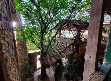 colombia/medellin/envigado/attraction/la-casa-de-las-piedritas