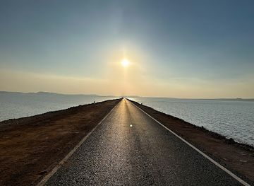 india/kutch/attraction/road-to-heaven