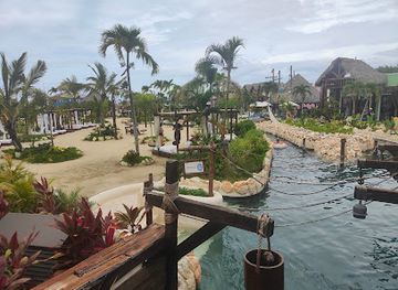 dominican-republic/cibao-valley/attraction/taino-bay-pool-lazy-river