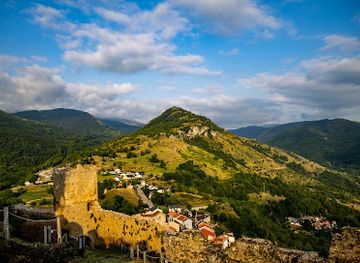 france/pyrenees/attraction/chateau-de-lordat