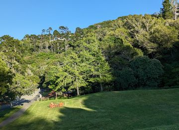 california/muir-woods-national-monument/attraction/paradise-beach-park