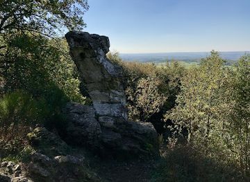 belgium/durbuy/attraction/les-pierres-de-legendes