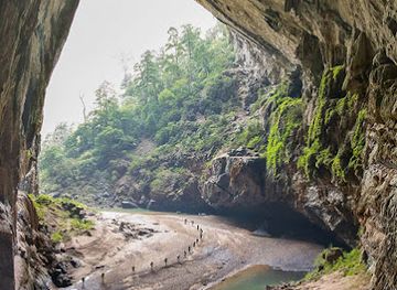 vietnam/north-central-coast/attraction/hang-son-doong
