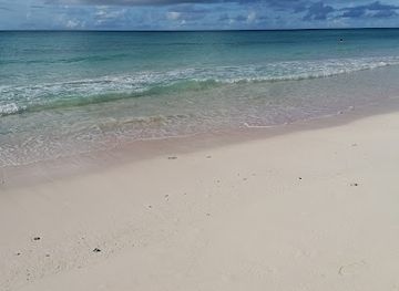 barbados/hastings/attraction/sea-breeze-beach