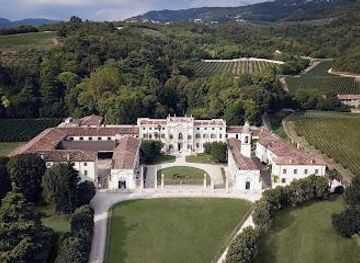 italy/verona/attraction/villa-mosconi-bertani