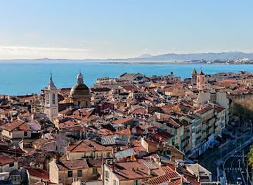 france/nice/port-of-nice/attraction/tour-saint-francois