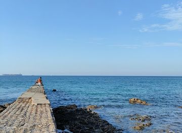 oman/muscat-governorate/attraction/darsait-pier