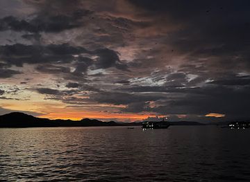 indonesia/labuan-bajo/attraction/pulau-kalong