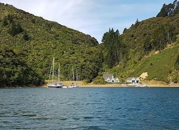 new-zealand/blenheim/attraction/marlborough-sounds-adventure-company-hike-bike-kayak-tours