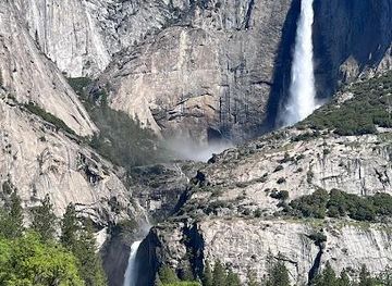 california/yosemite-village/attraction/cook-s-meadow-loop
