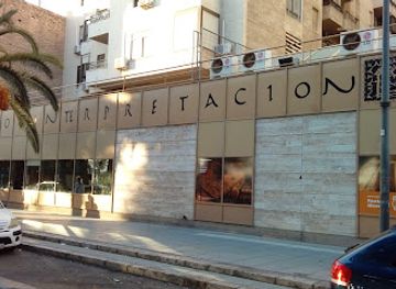 spain/almeria/attraction/centro-de-interpretacion-puerta-de-almeria-muralla-califal