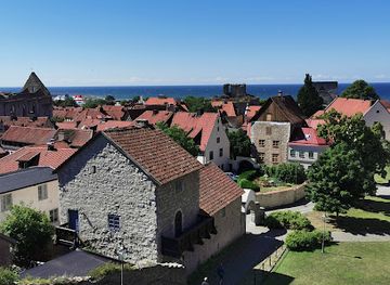 sweden/gotland/attraction/visby-town-wall