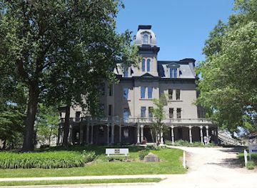 illinois/corn-belt/attraction/hegeler-carus-foundation