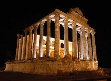 spain/extremadura/attraction/temple-of-diana