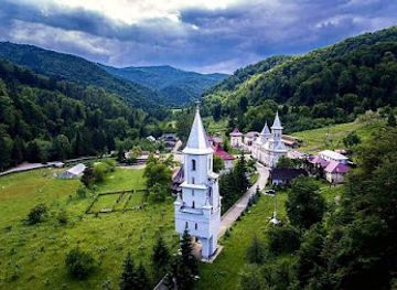 romania/neamt/attraction/manastirea-nechit