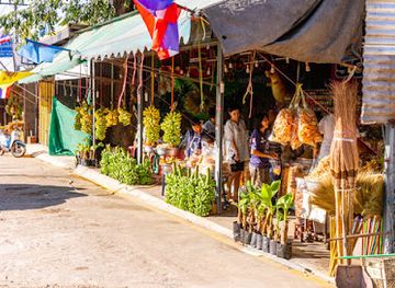 thailand/chumphon/attraction/banana-shops-roadside
