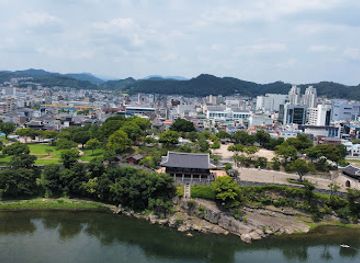 south-korea/south-gyeongsang-province/attraction/chokseongnu-pavilion