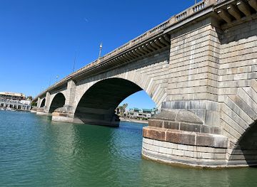 arizona/red-rock-country/attraction/london-bridge