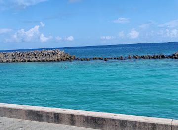 maldives/male/attraction/sandy-beach-of-swimming-track
