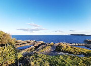 australia/illawarra/attraction/point-perpendicular-lighthouse