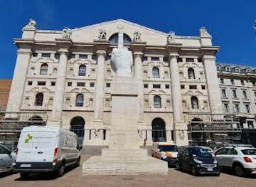 italy/bergamo/attraction/piazza-degli-affari