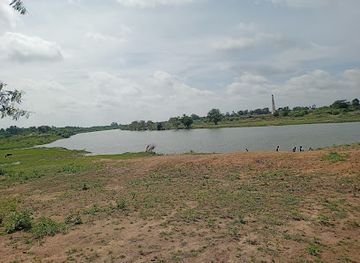 india/raipur/attraction/raipur-railway-station-garden