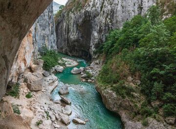 france/gorges-du-verdon/attraction/tunnel-du-baou