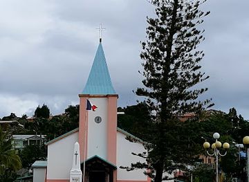 new-caledonia/bourail/attraction/eglise-catholique-sacre-coeur-de-jesus-a-bourail