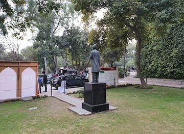 pakistan/lahore/attraction/quaid-e-azam-monument
