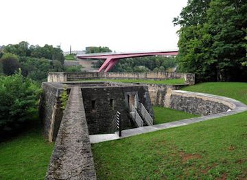 luxembourg/luxembourg-city/kirchberg/attraction/fort-niedergrunewald